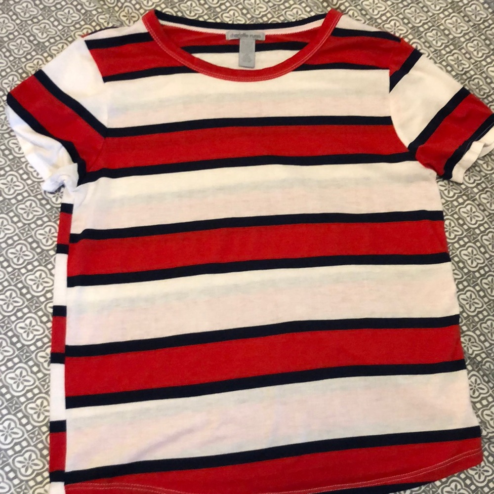 Tee